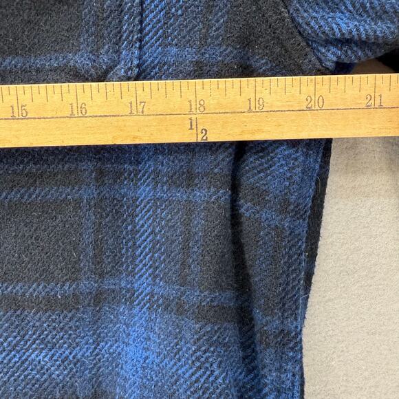 Orvis Men's Classic Collection M Blue Black Flannel Button Up Shacket Fisherman - Picture 9 of 10